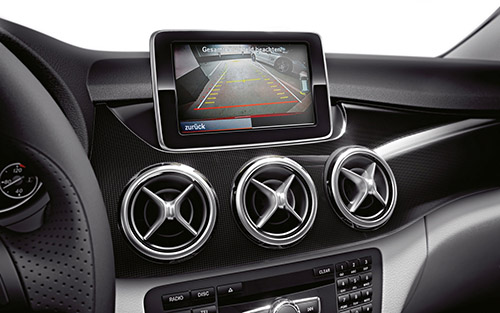 add backup camera to mercedes c class carplay